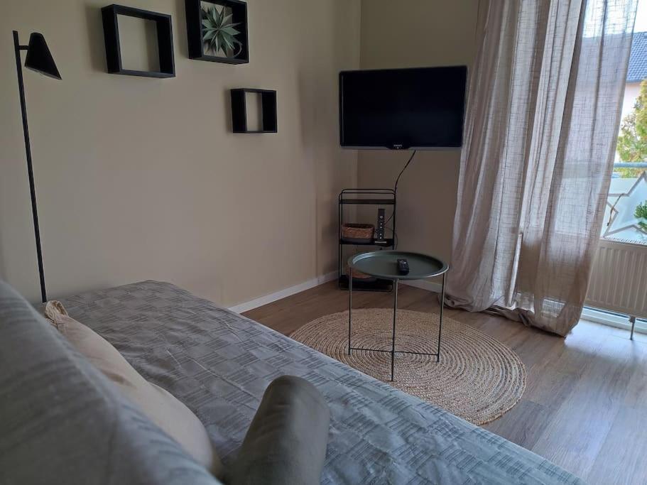 Gemuetliches Ferienapartment Mit Optionaler E-Ladesaeule Eichenzell Buitenkant foto